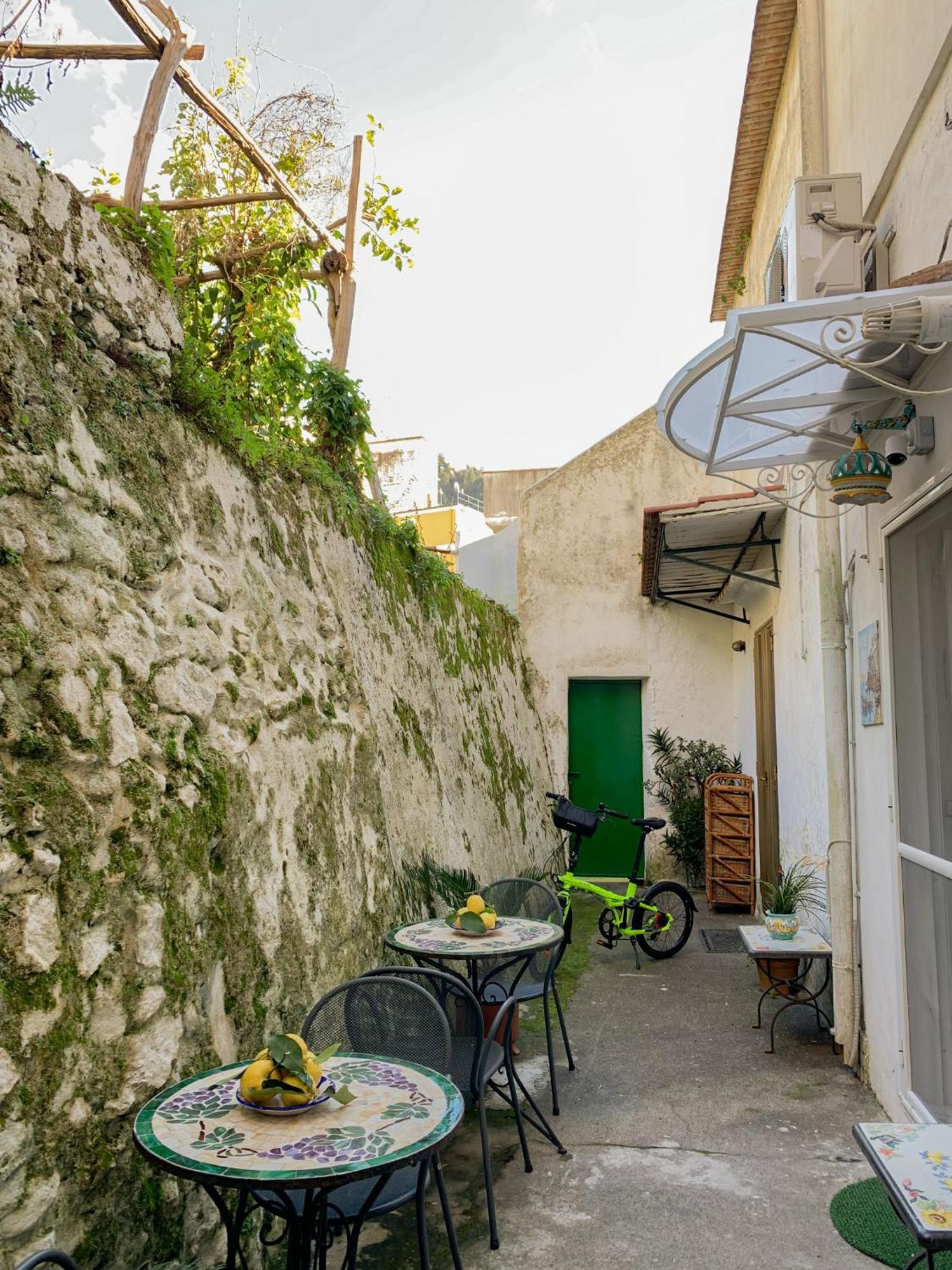 Casa Vacanze Freeholiday House Minori Eksteriør billede