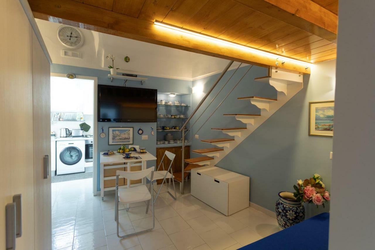 Casa Vacanze Freeholiday House Minori Eksteriør billede