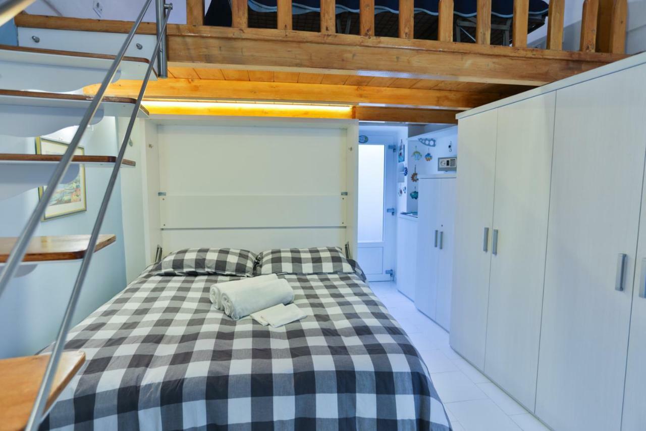 Casa Vacanze Freeholiday House Minori Eksteriør billede