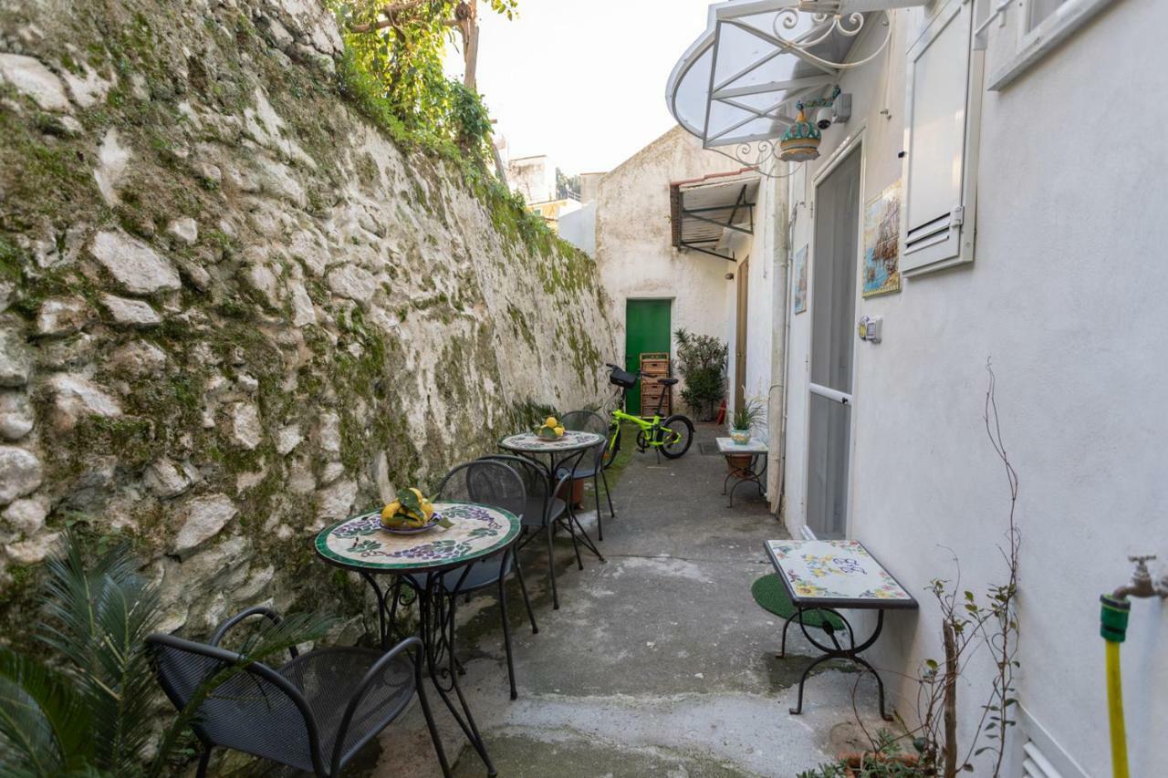 Casa Vacanze Freeholiday House Minori Eksteriør billede